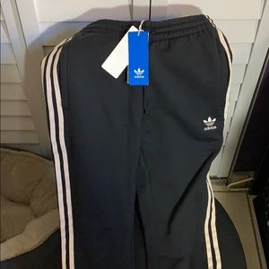 ADIDAS JOGGERS NEW
